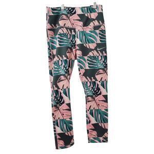 NWT Nike Floral High Rise Tight Fit Crop Leggings (M)